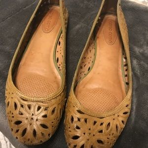 Corso Como green cut out flats